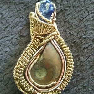 Wire wrapped presents